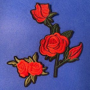 Set of 2 Red Rose Embroidered Patches Retro Pop Sew or Iron On (Set 002)